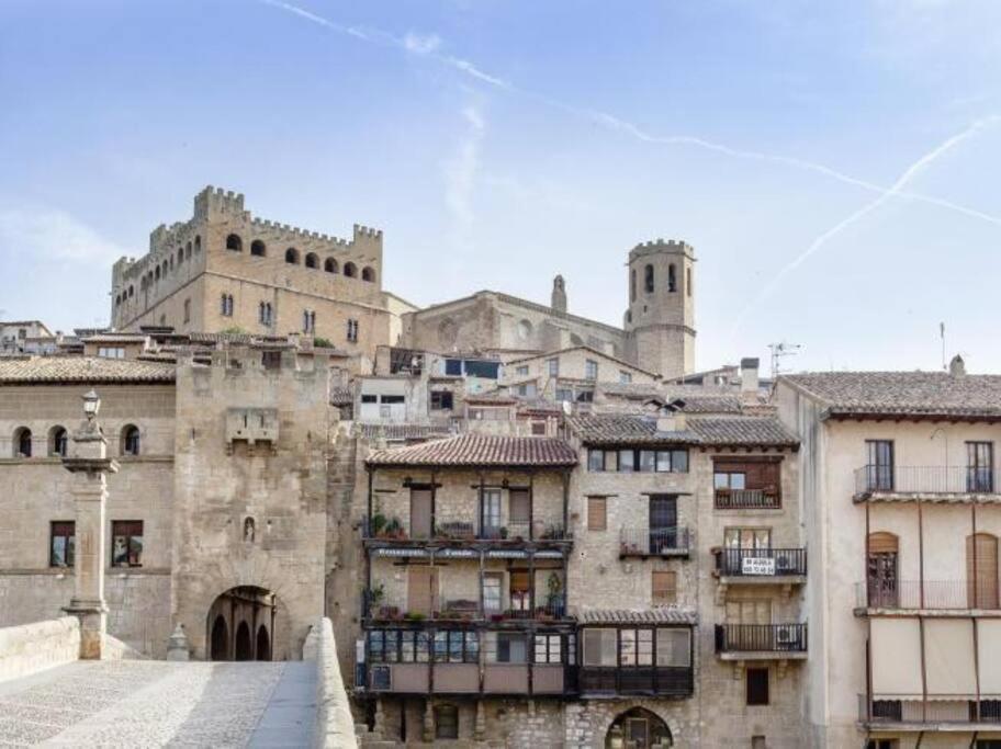 발데로브레스 Casa Nemesio, Enclave Y Vistas Excepcionales 아파트 외부 사진